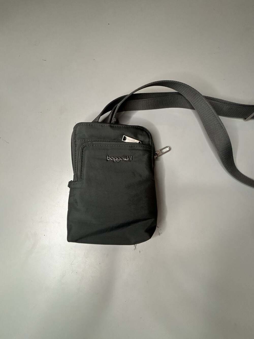 True Classic Explorer Crossbody,